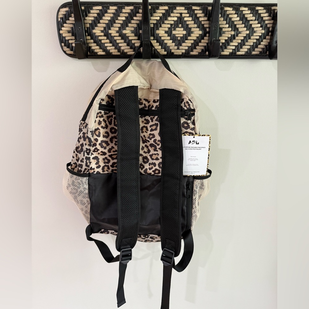 APL Lightweight Packable Backpack - Leopard Print - NWT - Picture 8 of 9